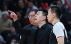 杜锋战术崩盘！内线被打爆，广东季后赛首败锅该谁背？