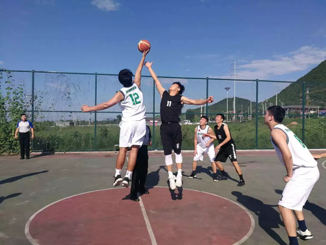 阿斯顿维拉VS热刺直播_阿斯顿维拉VS热刺免费在线高清直播_阿斯顿维拉VS热刺视频在线观看无插件